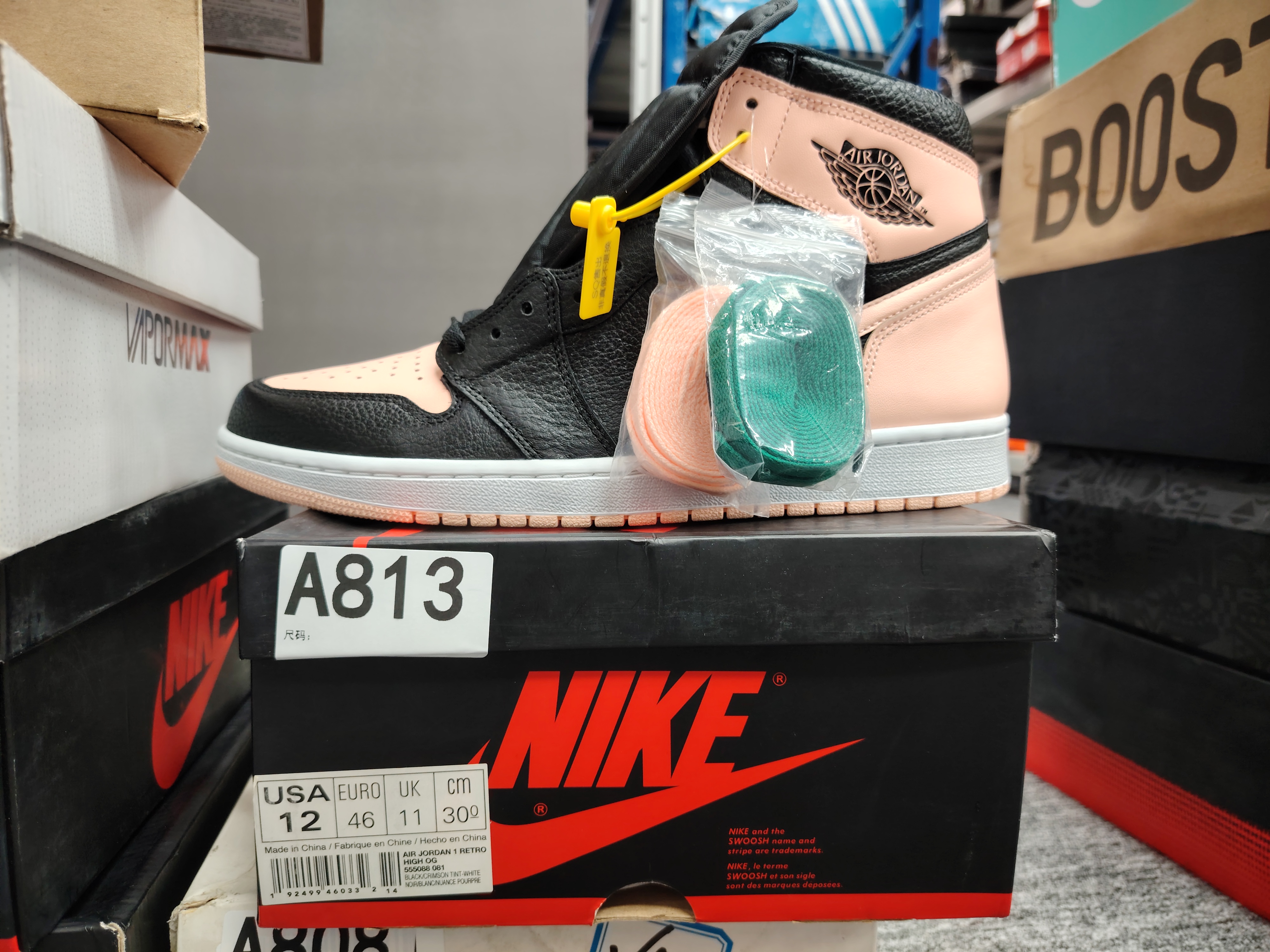 Nike aj1黑粉高帮 46码 全新原盒 12月2