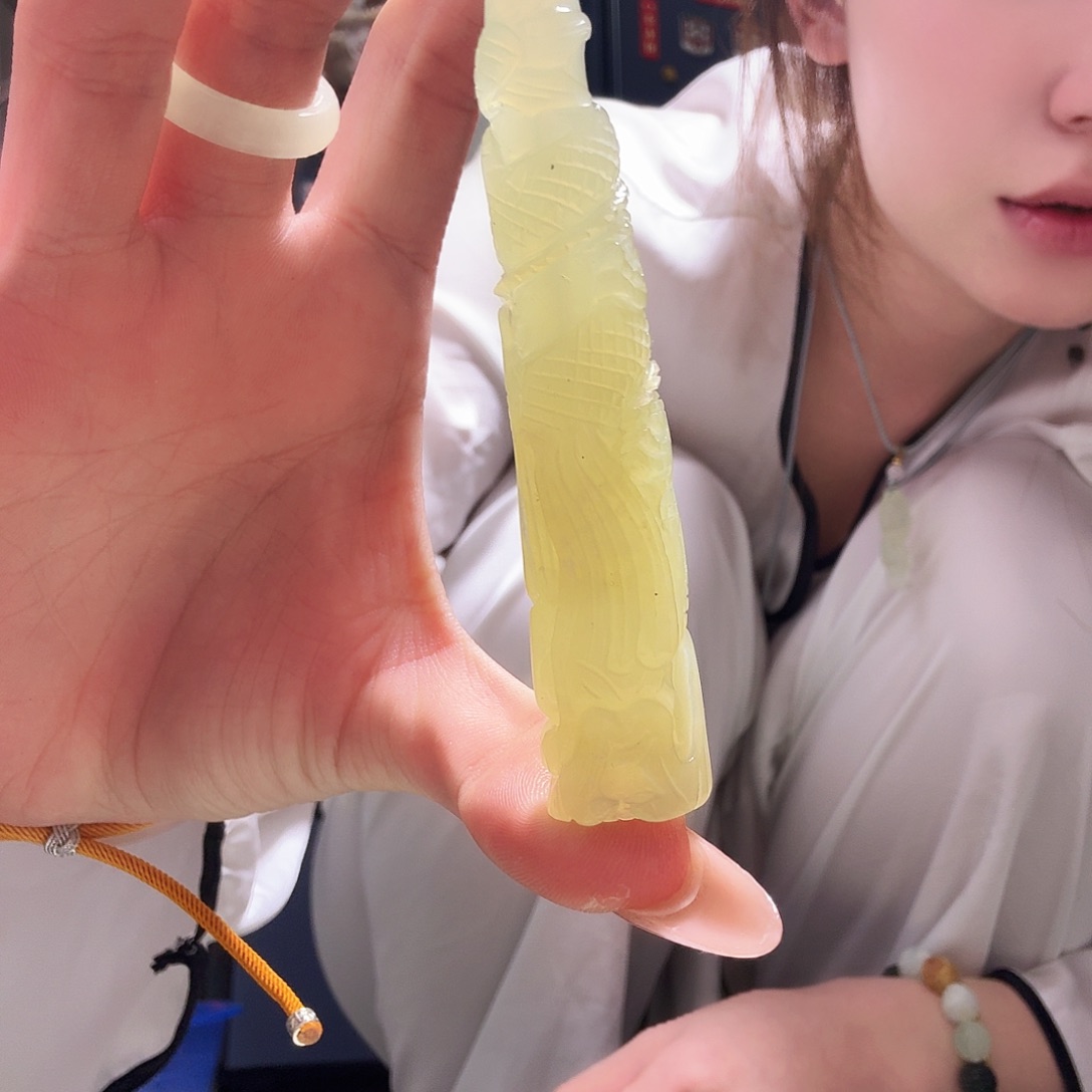 岫玉烟嘴手工龙未镶嵌