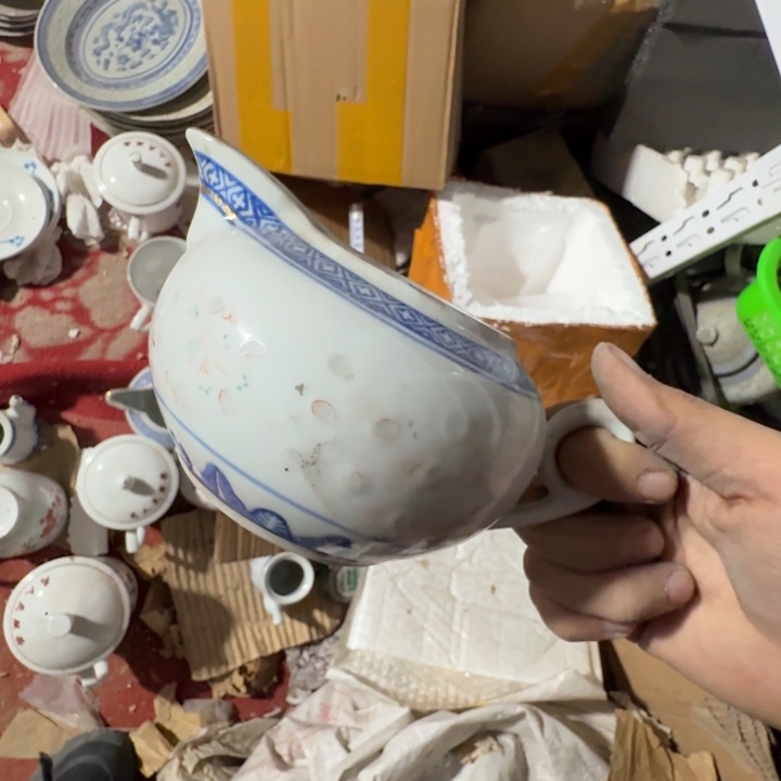 景德镇的陶瓷瓷器