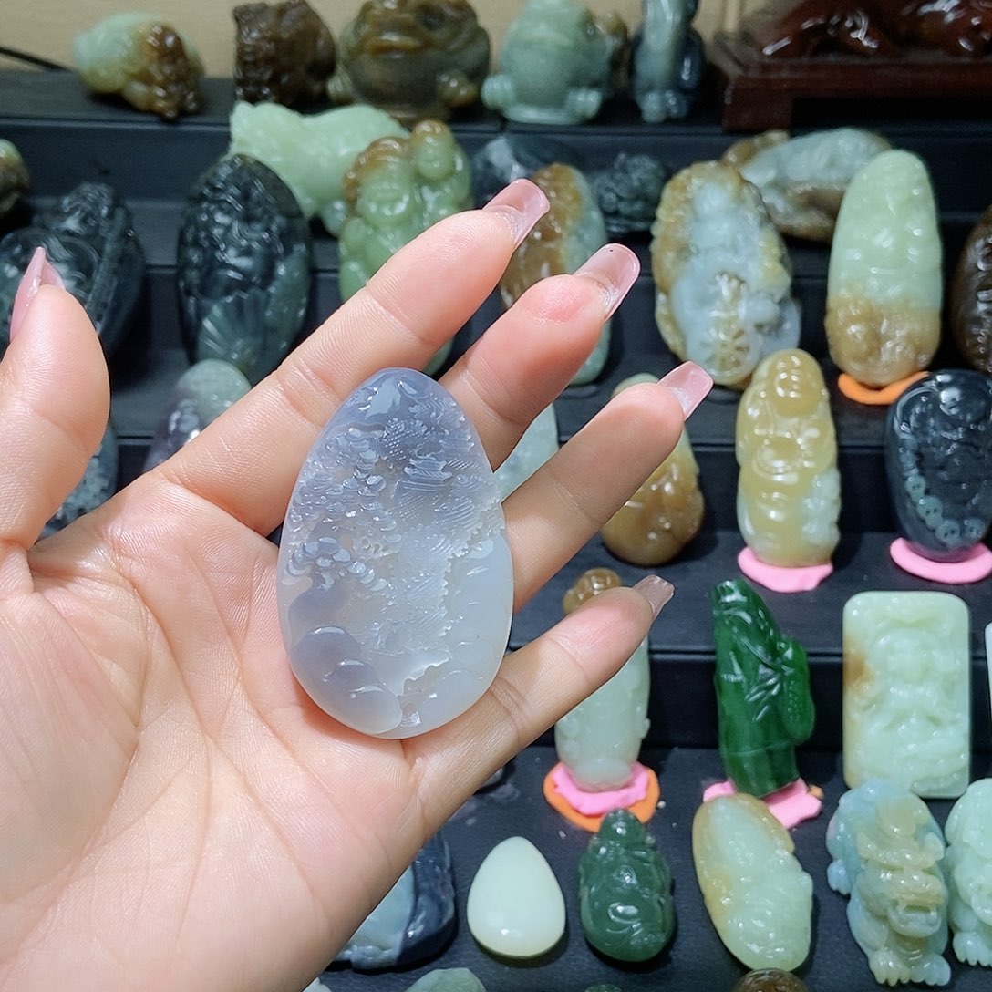 和田玉颈饰未镶嵌