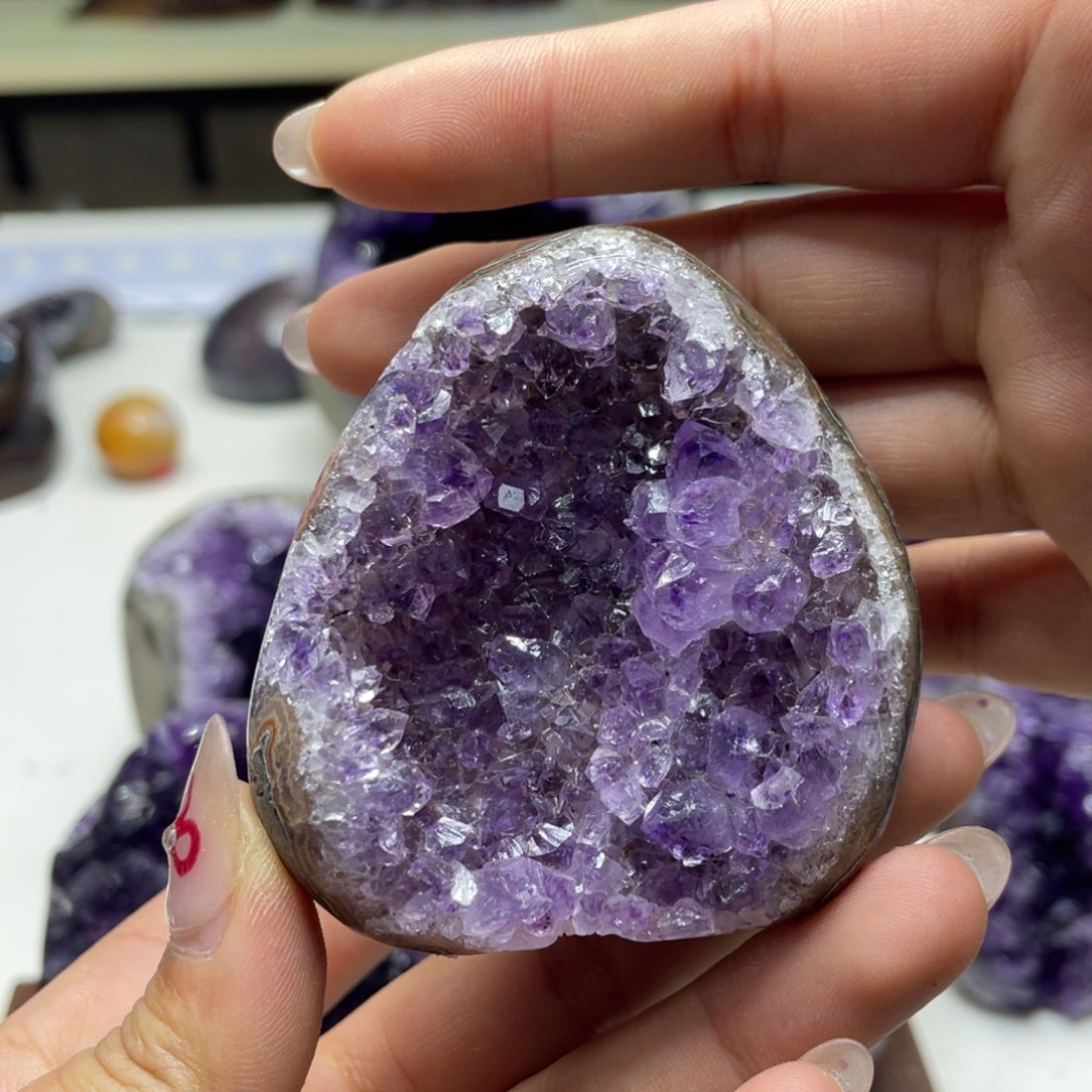 紫晶大型摆件（非配饰）未镶嵌