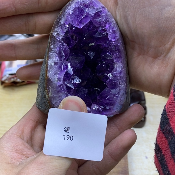 水晶大型摆件（非配饰）未镶嵌