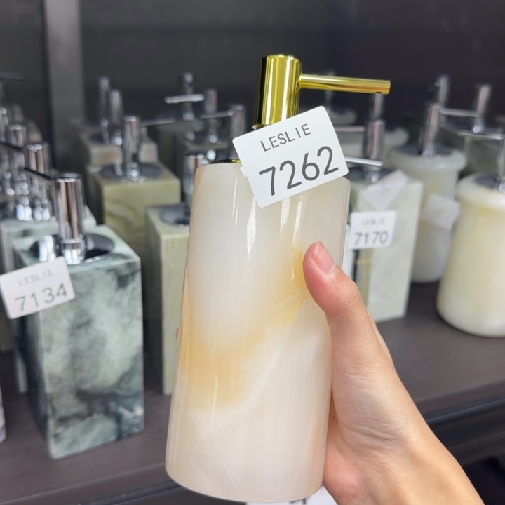 X262.             漏