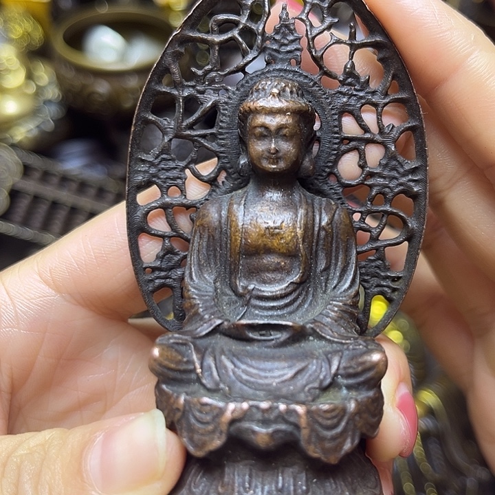 诚信经营精美铜器