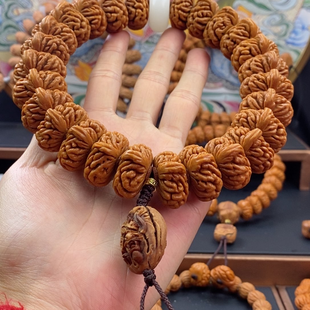 桃核手串像****人龙纹桃核矮刺