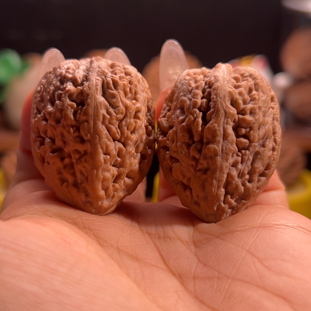 鹿***本文玩核桃吊坠核桃48阴皮