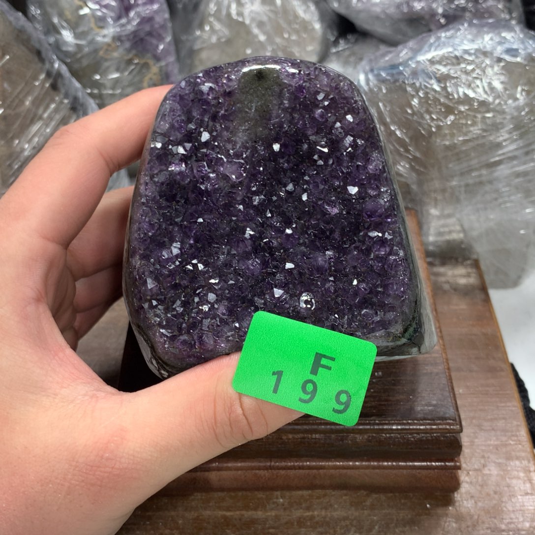 紫晶大型摆件（非配饰）未镶嵌
