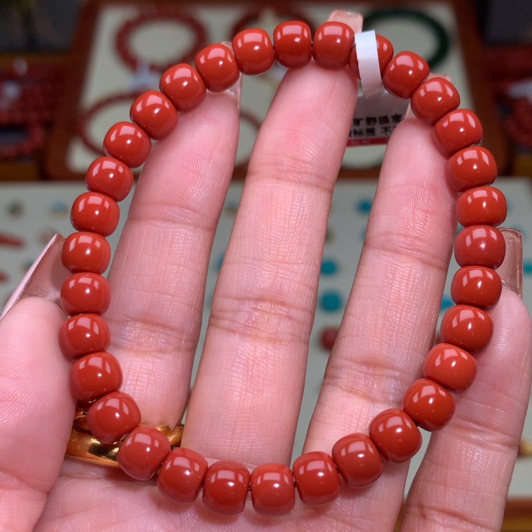 南红玛瑙颈饰未镶嵌