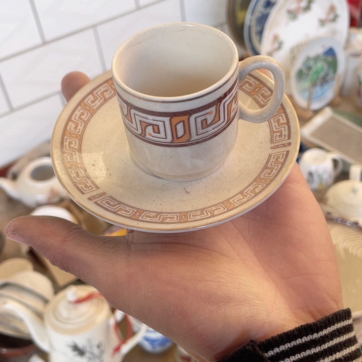 摆件陶瓷摆件工艺品。