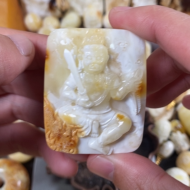 琥珀裸石未镶嵌岚****u我