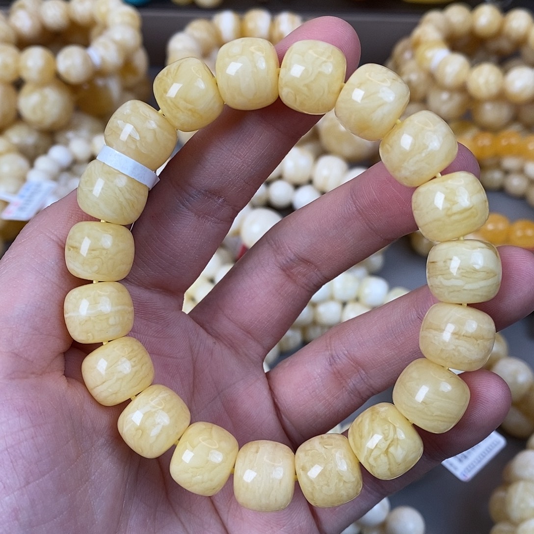 蜜蜡未镶嵌珠宝奇石24.1g13mm