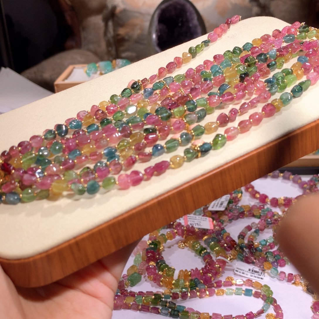 未镶嵌多样性发货其一碧玺