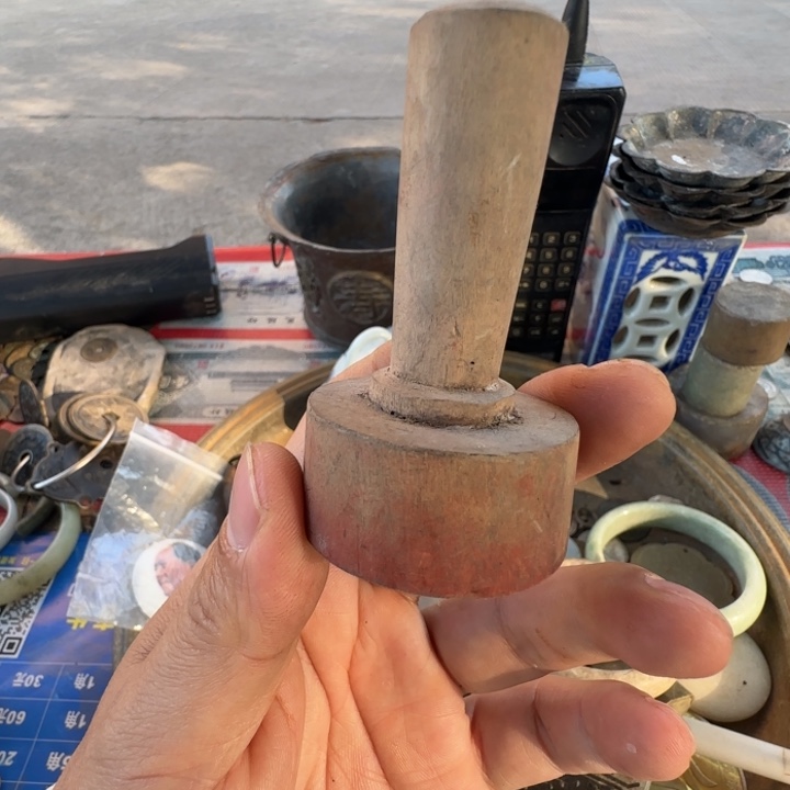 开***！铜铁合金类废旧塑料制品