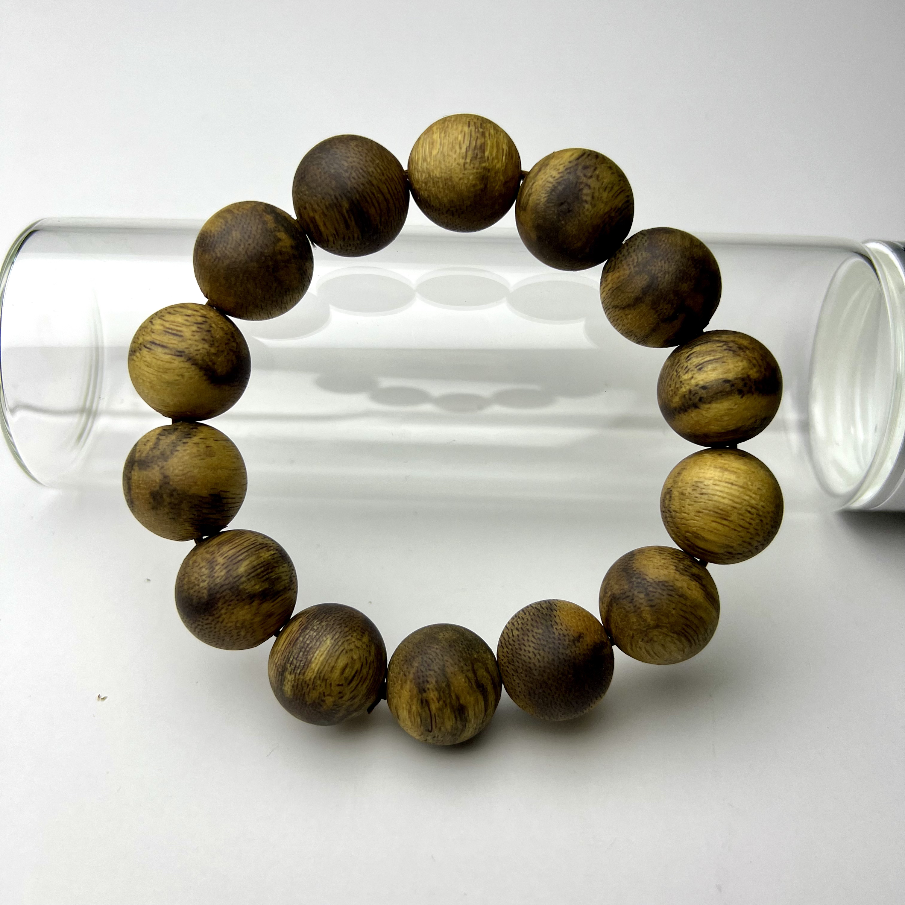 沉水浮奇楠沉香圆珠16单圈.多样性发一