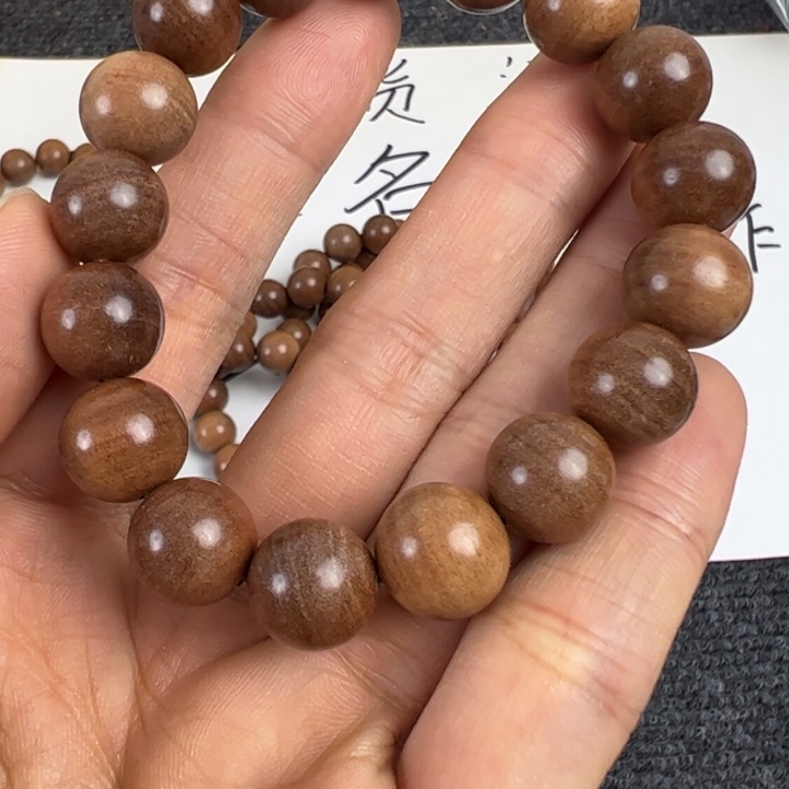 木檀香1.2供奉料……………………xiac