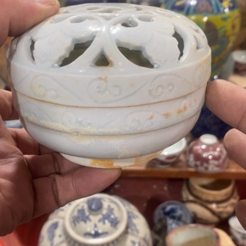 杯笑**来景德镇陶瓷现代艺术