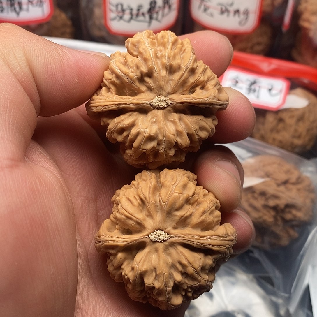 文玩核桃把件睡**觉粗筋44全