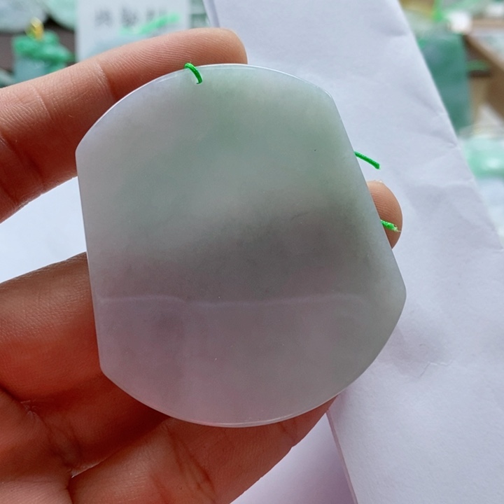 翡翠颈饰未镶嵌罗****ᴳ天然