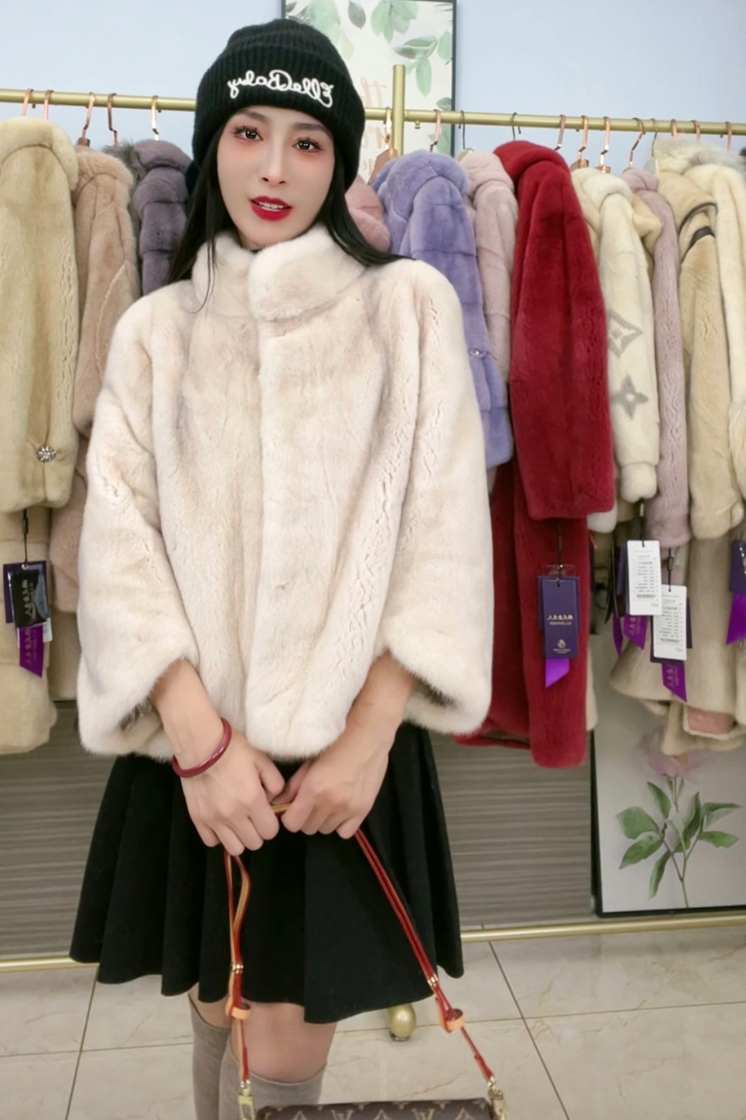 粉色短款立领进口天鹅绒貂皮大衣女士皮草外套