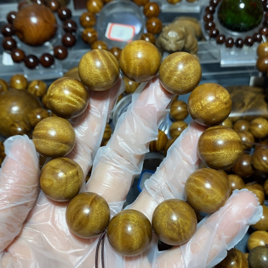 金丝楠木雕工艺品20
