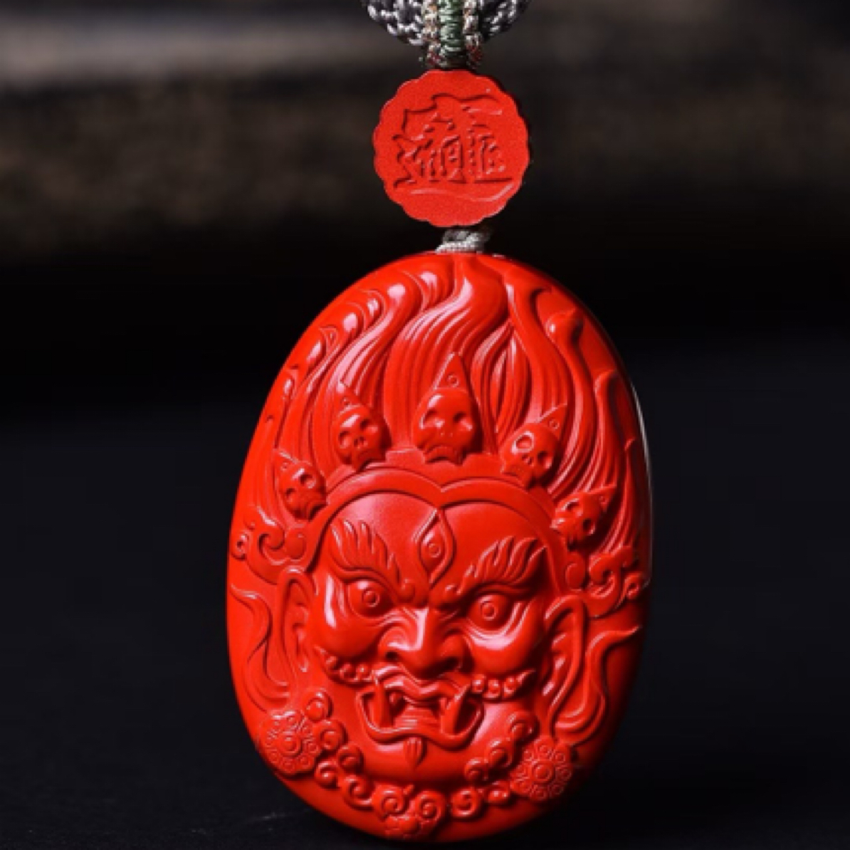 含辰砂工艺品天然原矿高含量黄财神朱砂挂件水飞红砂黄财神吊坠