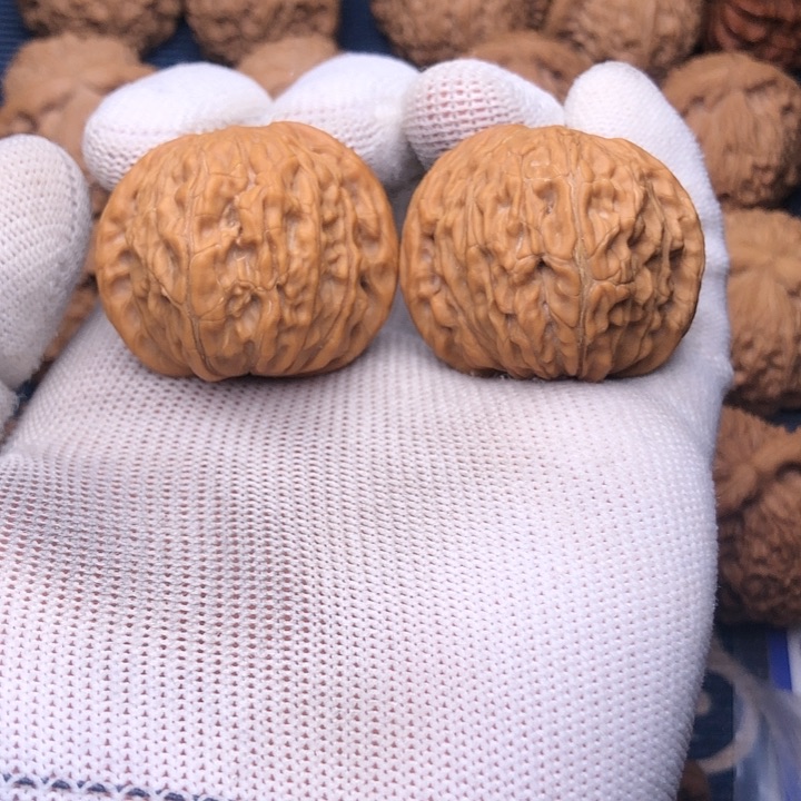 文玩核桃吊坠磨盘