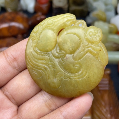 未镶嵌蛇纹石玉颈饰21