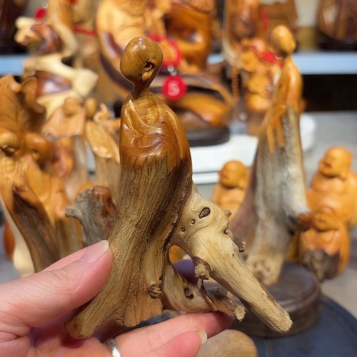 柏木太行崖柏无相佛