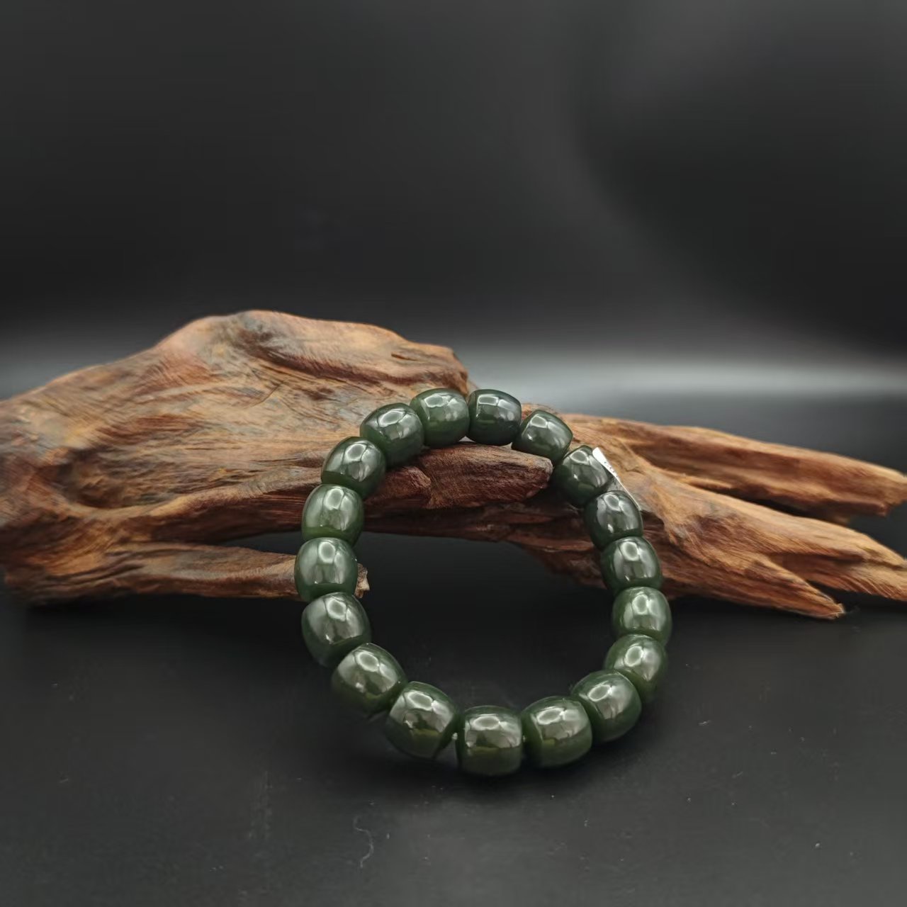 Q和田玉桶珠手串（卡12）2276