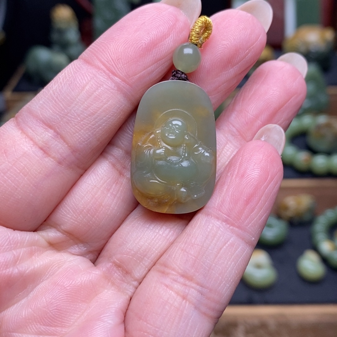 岫岩河磨玉（透闪石质玉）未镶嵌挂件