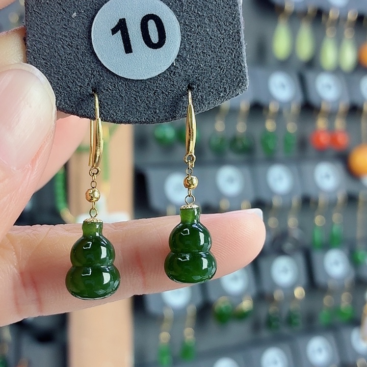 和田玉18K金镶嵌耳饰