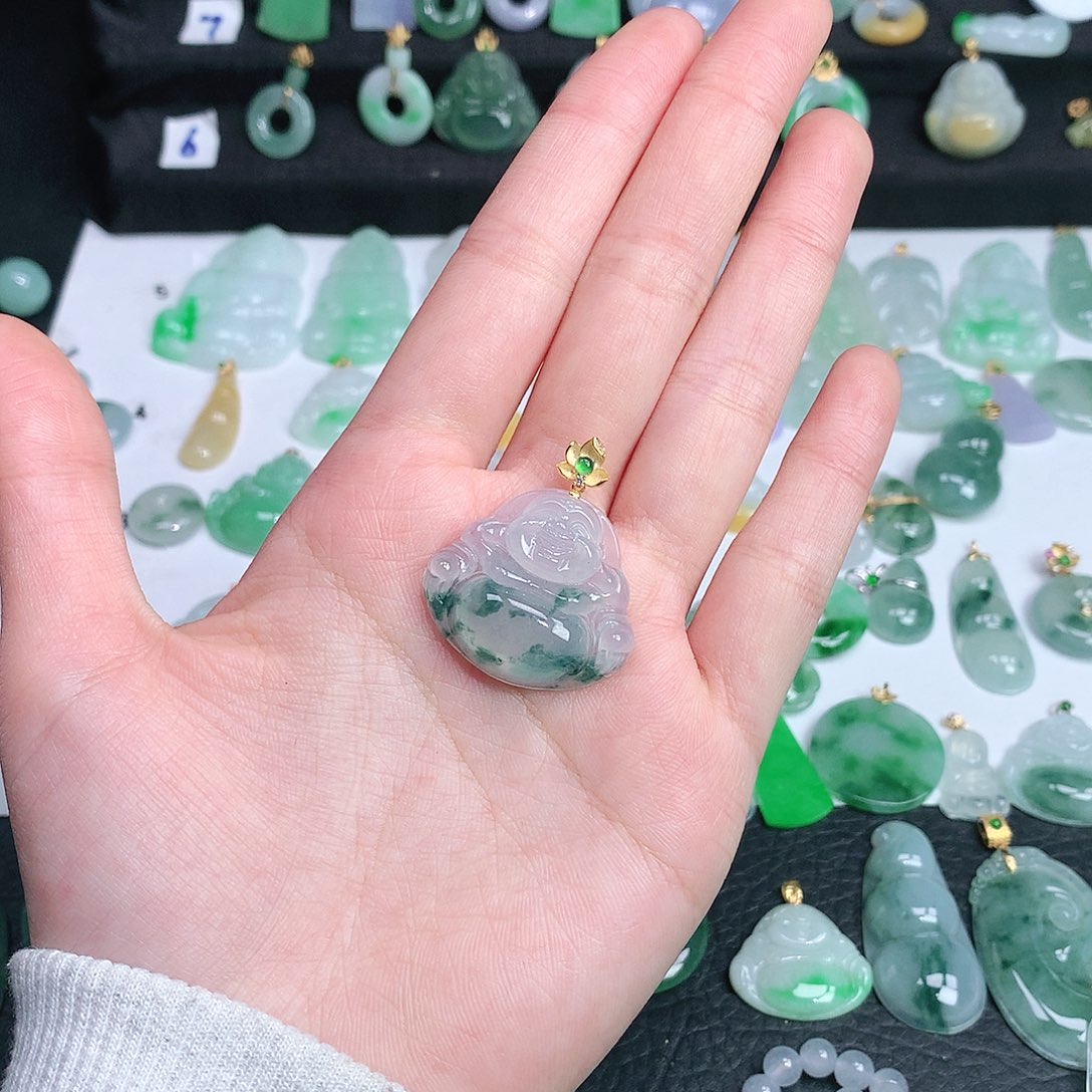 翡翠吊坠(不含链)未镶嵌翡翠