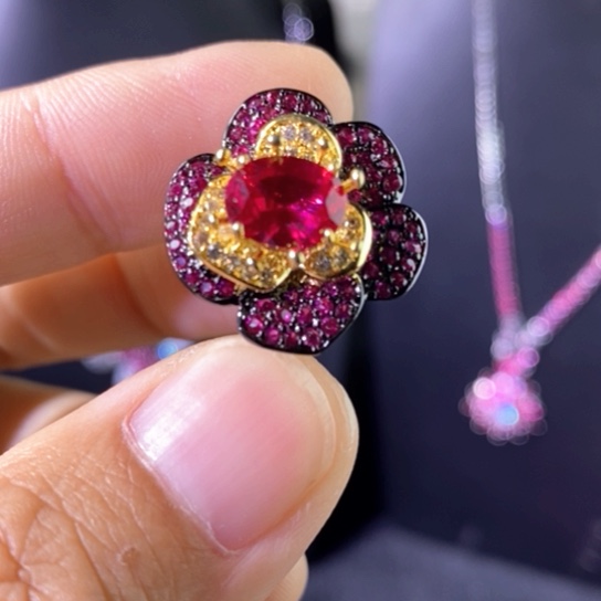 戒指银S925镶嵌红宝石