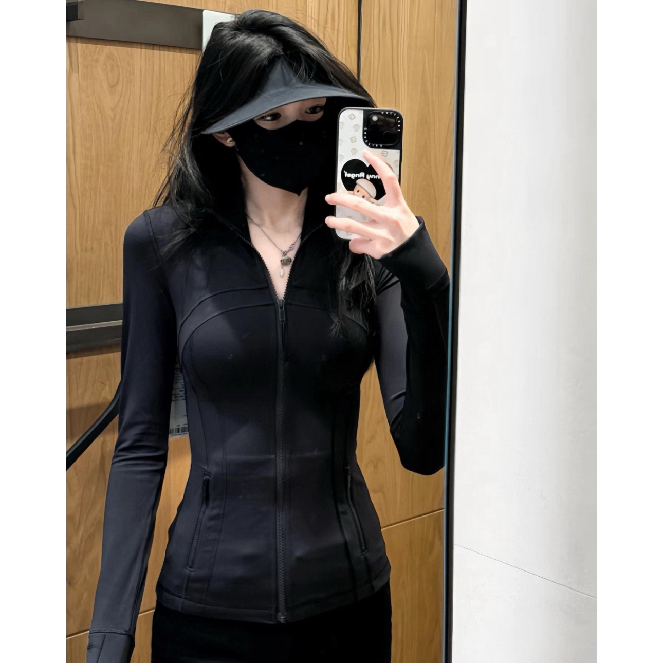 SANSIS  lllu 百搭单品 黑色修身外套