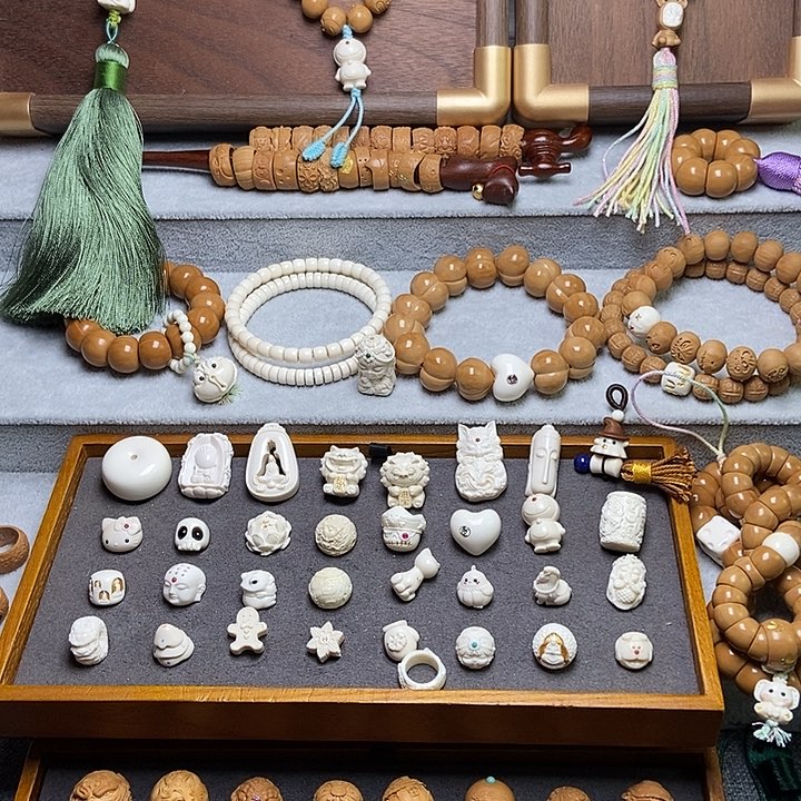 手串桃核彩***1小丑Dioo➕红描白