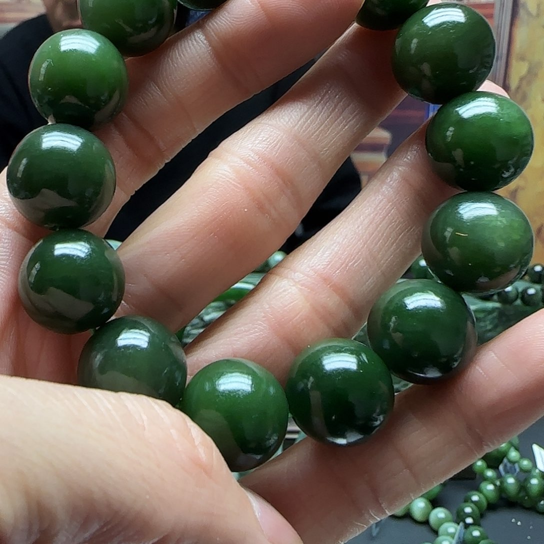 和田玉手串未镶嵌