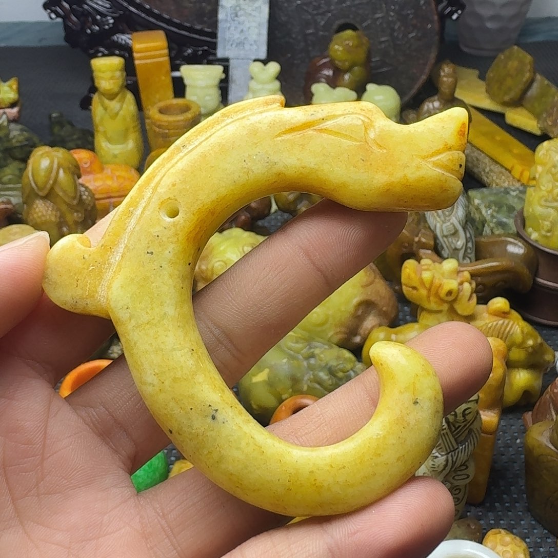 白玉菩提吊坠。。。