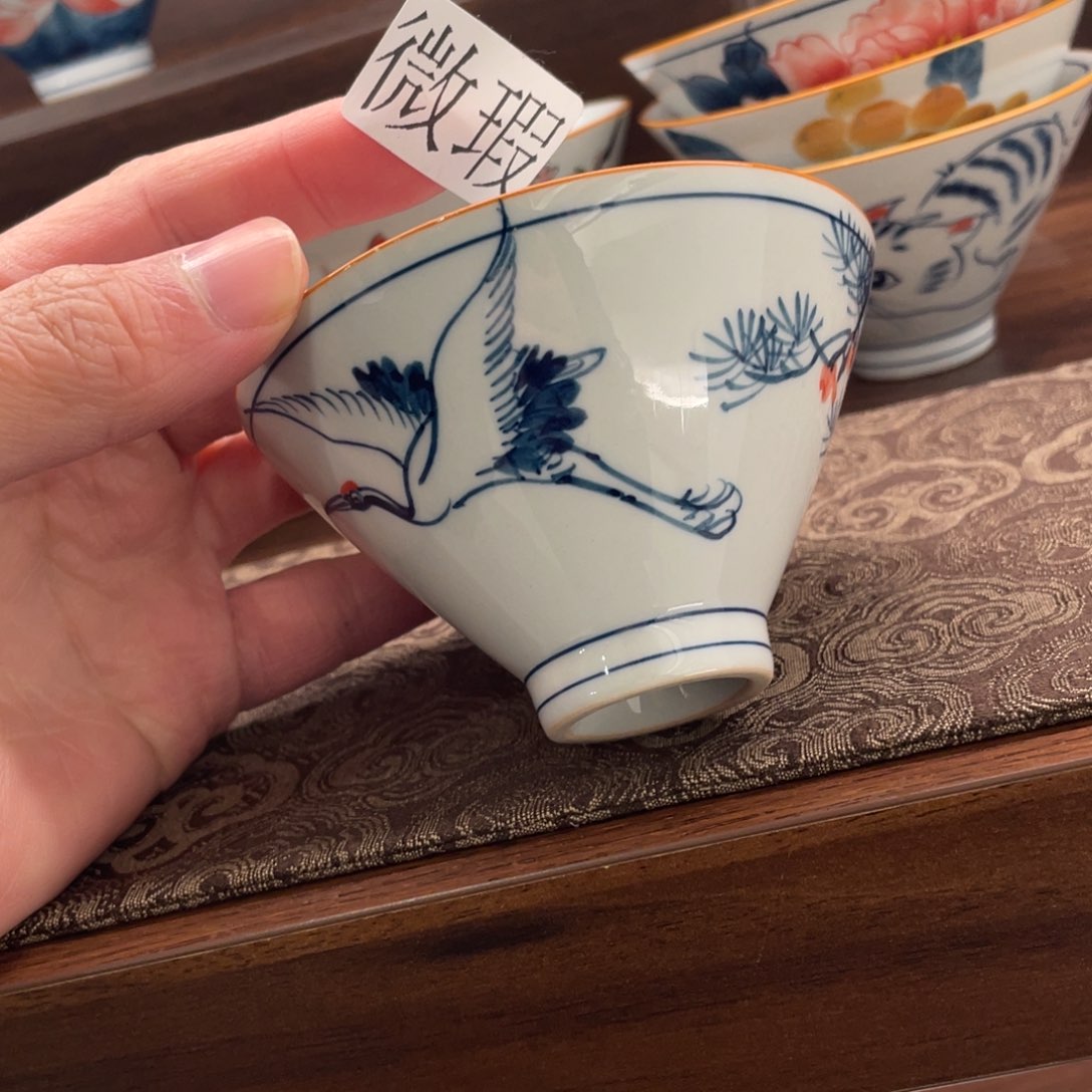 釉下手绘茶具微瑕