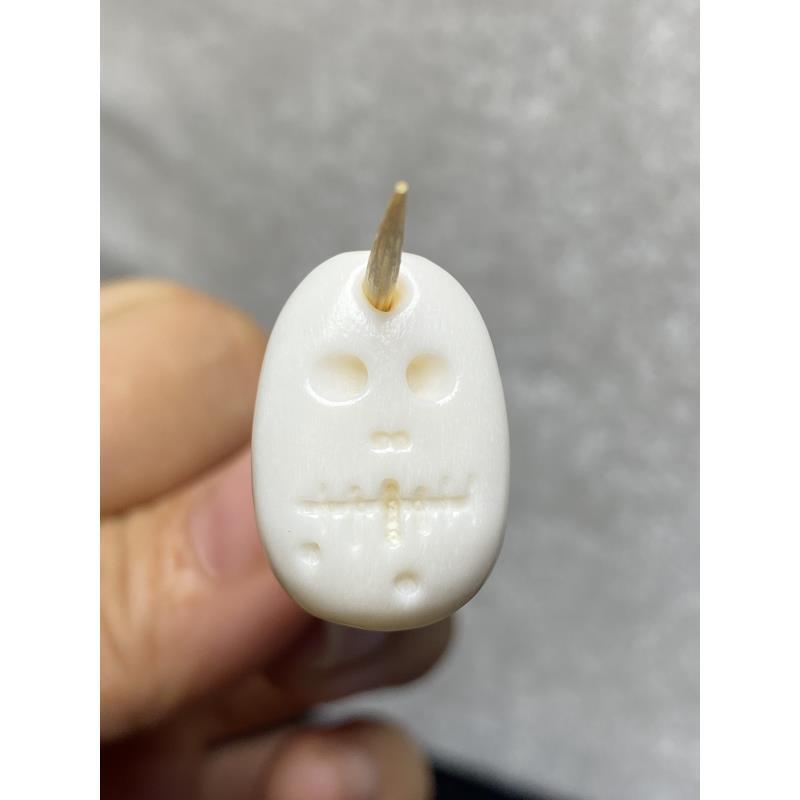 ps0061驼骨雕刻阿呆配饰15*22