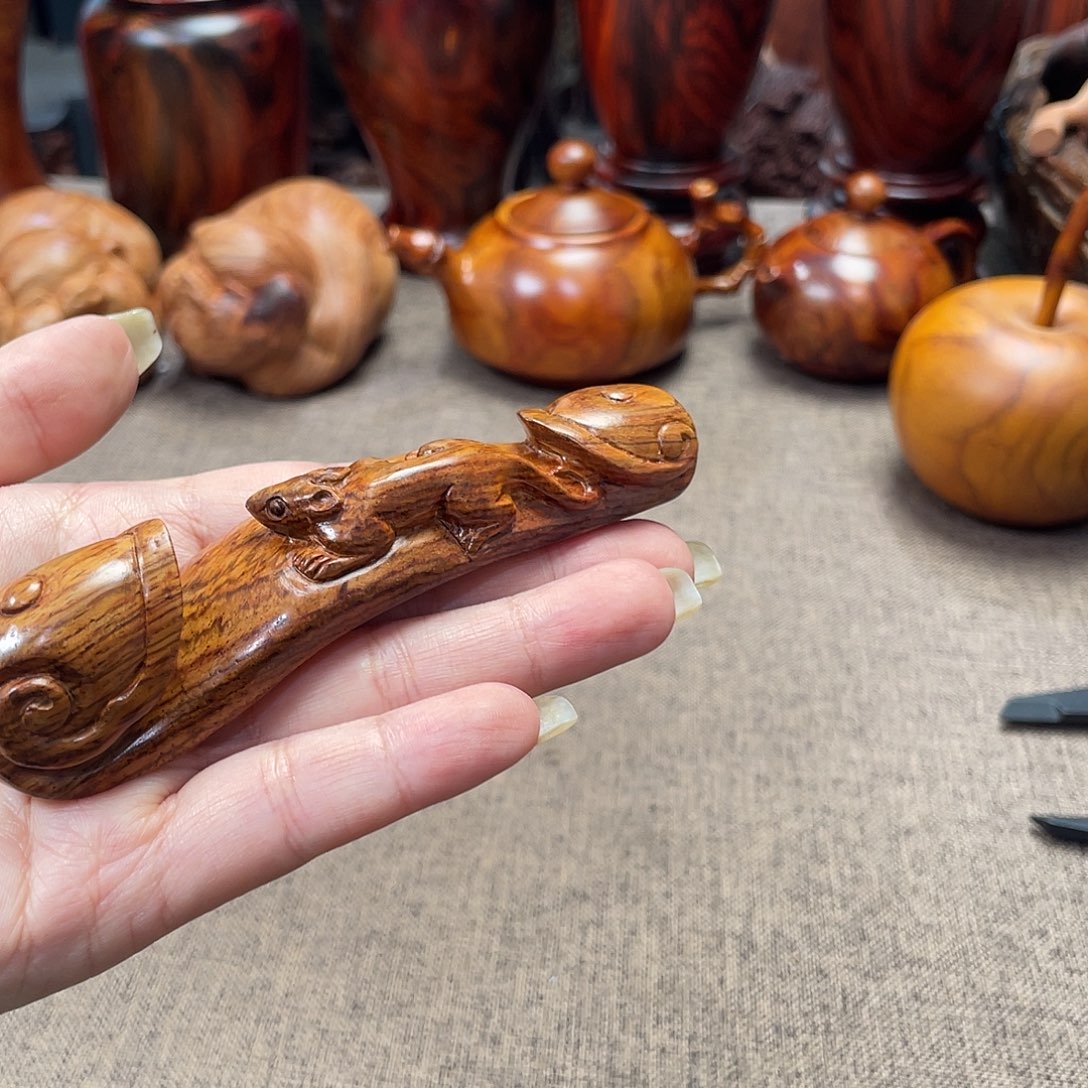 黄花梨/降香黄檀如意