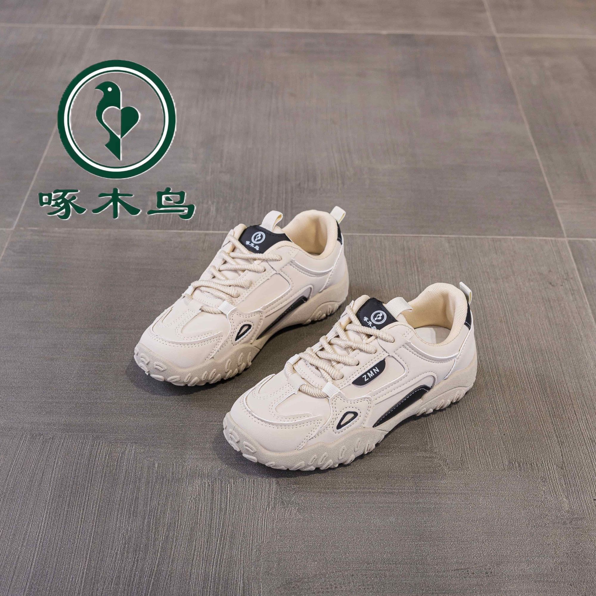 啄木鸟真皮女鞋2025秋季新款防滑软底舒适时尚运动休闲鞋