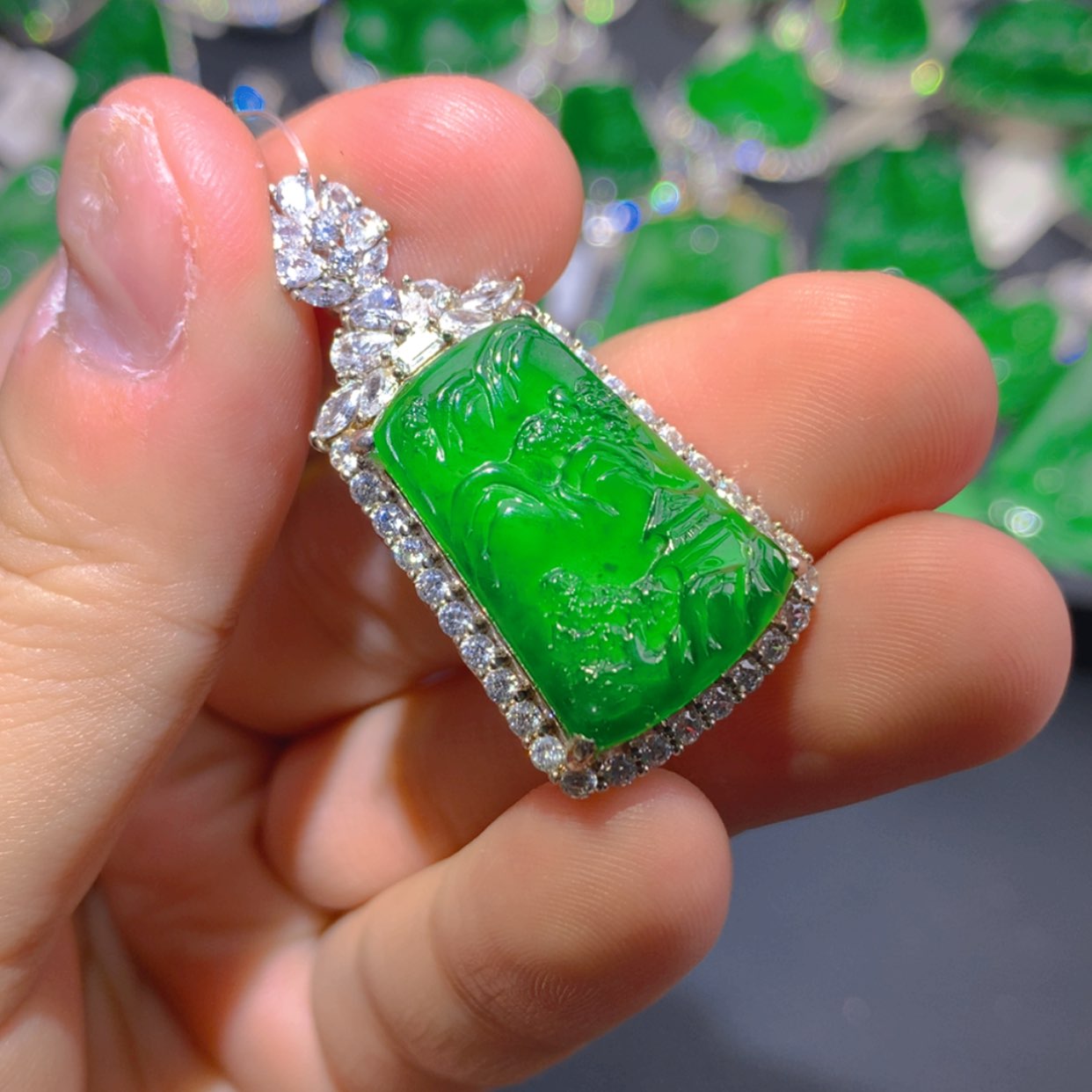 【闪购商品】翡翠颈饰银S925镶嵌111111111