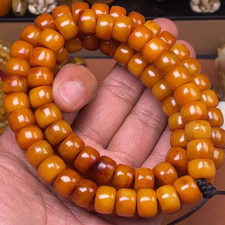 驼骨其他人攻击样子