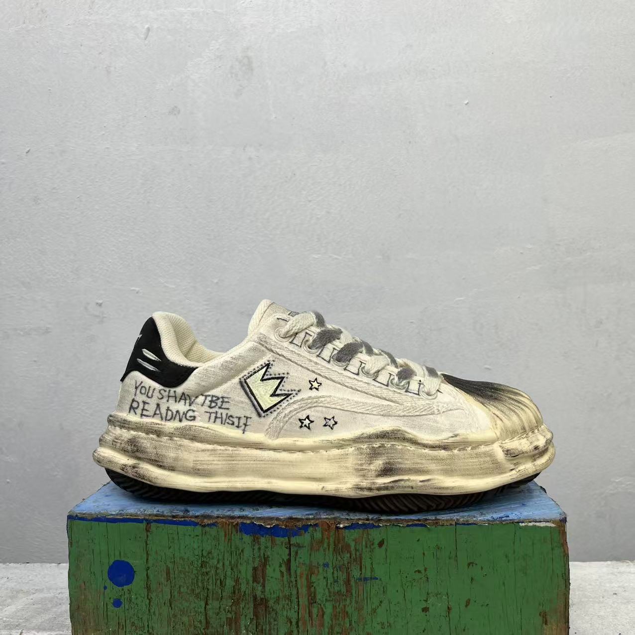 MUWEILIU/木卫六原创复古溶解贝壳头皇冠星星厚底帆布鞋M044