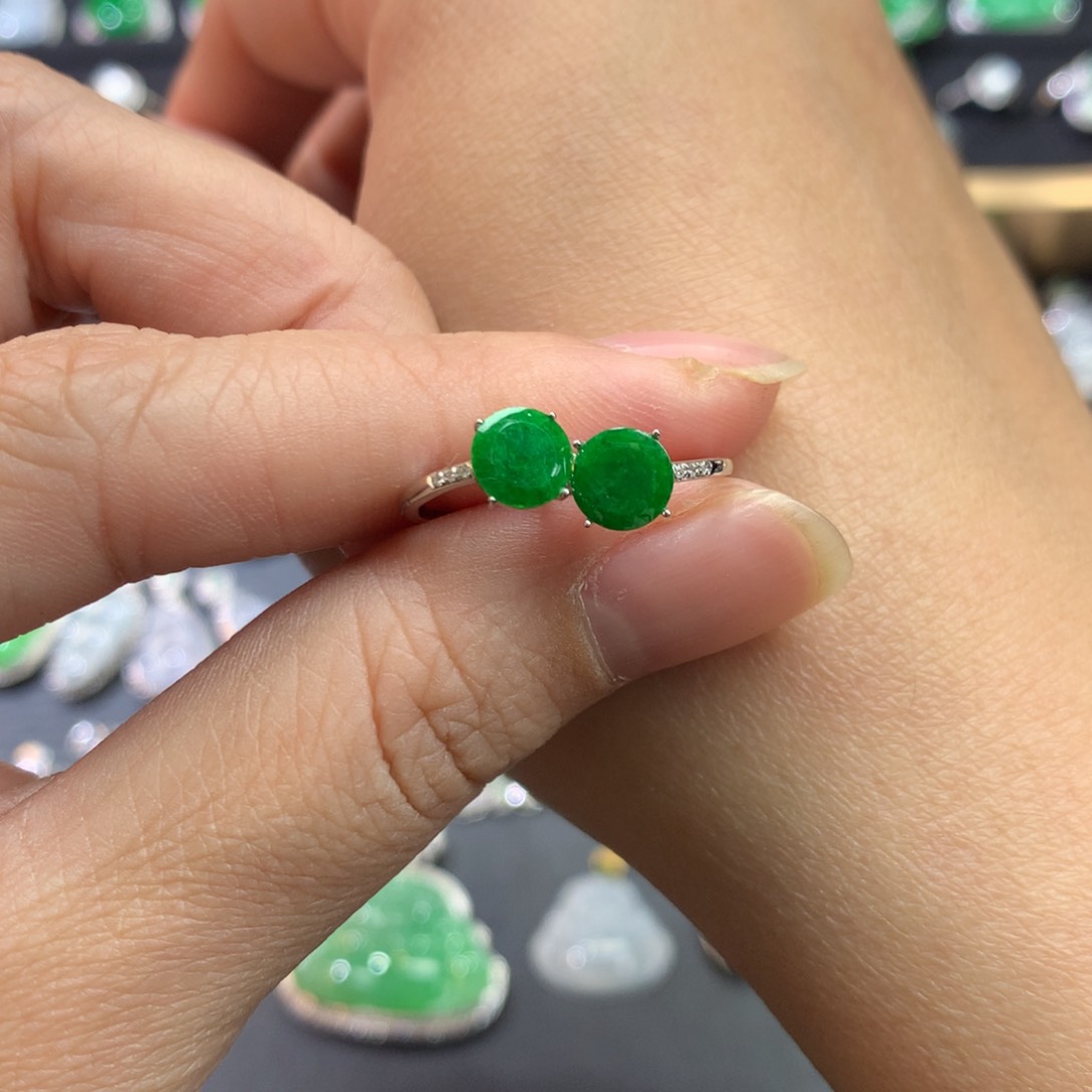 翡翠耳饰18K金镶嵌圆