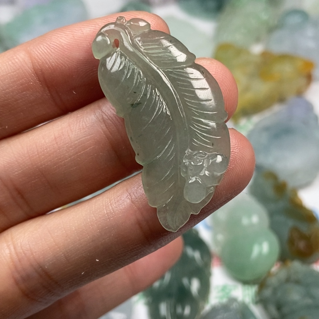 踏***青翡翠未镶嵌颈饰翡翠