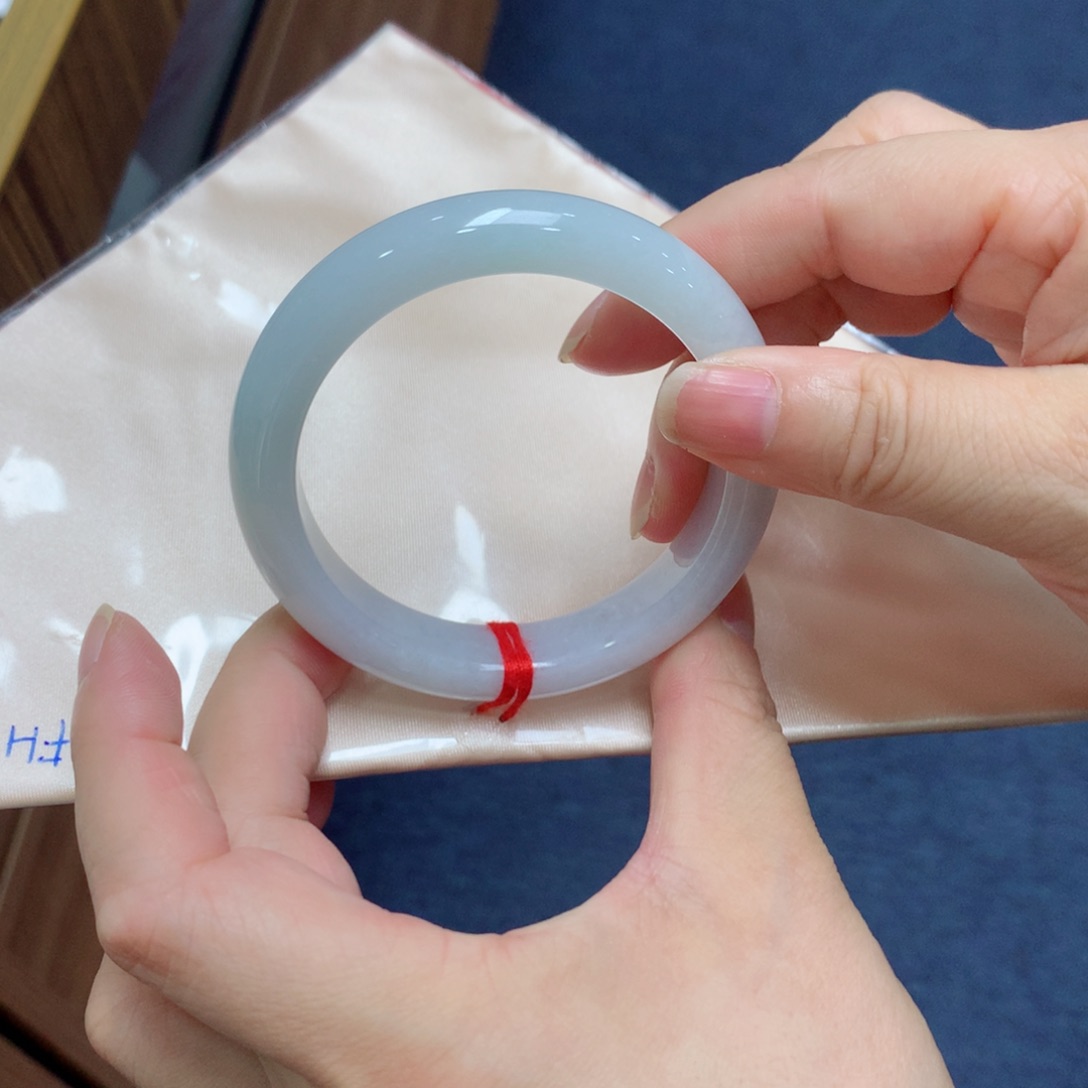 未镶嵌手镯翡翠买断