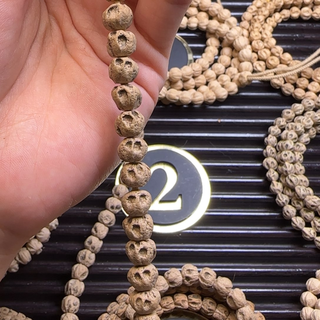 柏香籽/百香籽吊坠麦***股