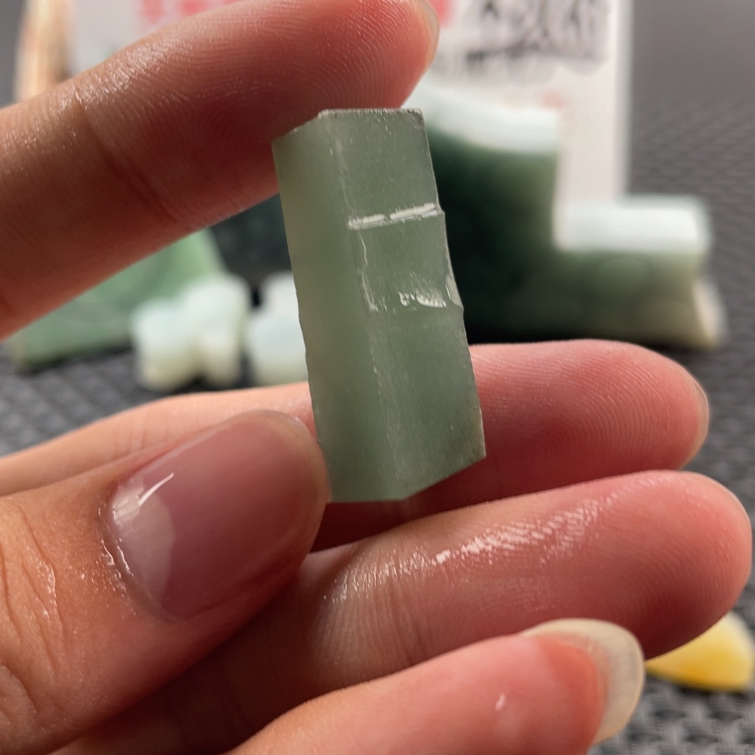 未镶嵌定制翡翠福豆
