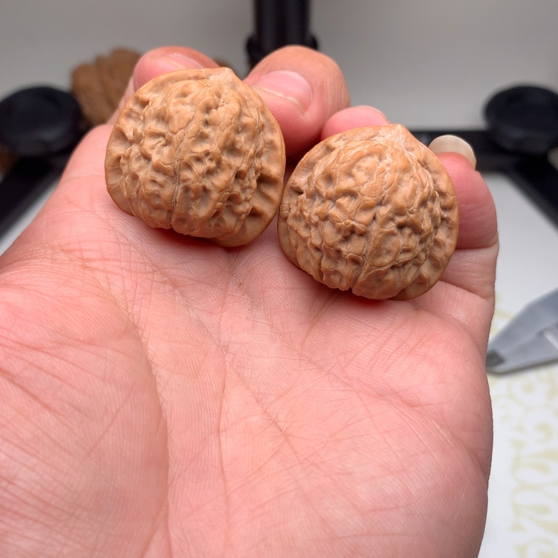 文玩核桃把件32石门元宝